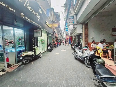 Bán gấp nhà riêng 4 tầng 105m2, 22 tỷ,  mặt ngõ 81 thái thịnh, q.đống đa, hn vừa ở ừa kinh doanh 0