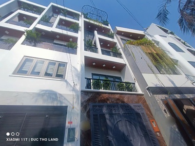 Bán nhà 5 tầng mới full nội thất xịn, hẻm nhựa xe hơi gần mặt tiền hà huy giáp nhỉnh 6tỷ 0