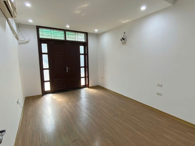Cho thuê nhà ngõ ô tô kd, cả phê, spa, ở phố phạm ngọc thạch, 52m2, 4 tầng, 4 ngủ, 21 triệu 1