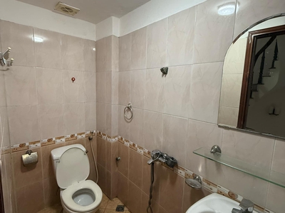 Bán nhà trần hưng đạo, 150m, mặt tiền 6m, 67.8 tỷ, đường ô tô tránh, lô góc 2