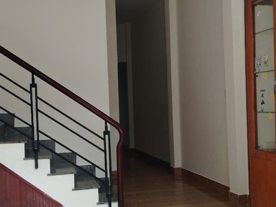 Cho thuê nhà nguyên căn 3 PN, diện tích 112m2, 1 trệt, 1 lầu 2 mặt hẻm, Phước Long B - Quận 9 9