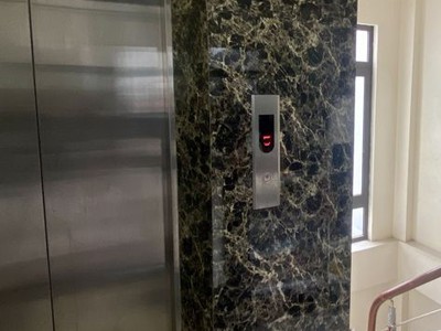 Mặt phố trần quốc hoàn - 50/60m - 8 tầng thang máy - vỉa hè kd - 32 tỷ 4