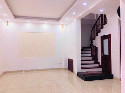 Cho thuê t1 số 01, ngõ 65, phố mai dịch, cầu giấy, hà nội 3