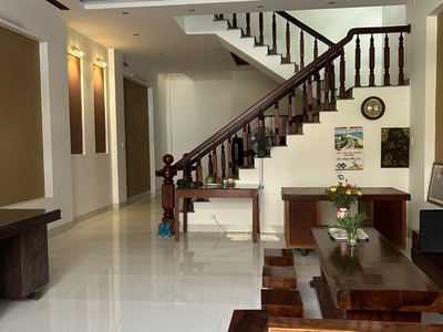 Nhà chính chủ - giá tốt - vị trí đẹp tại khu htkt kdc viện sốt rét ký sinh trùng 1