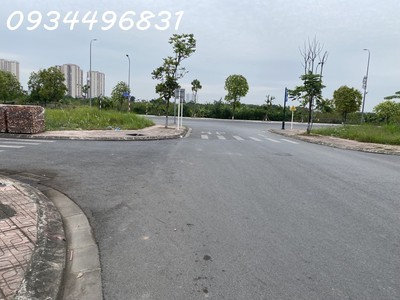 Đón xuân 57m đất long biên vỉa hè ô tô tránh đỗ ngày đêm, 10m ra đường 40m 1