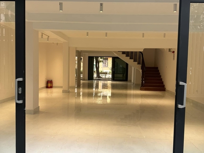 Phố đỗ quang 130m2, 6t thang máy, mt7m có 2 thoáng vĩnh viễn khu vip trung hòa 1