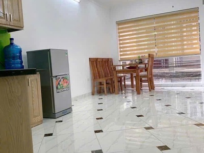 Cho thuê nhà mới đẹp, full đồ ở đường Hoàng Mai 30m x 5T giá 12tr, cách mặt đường 5m 1