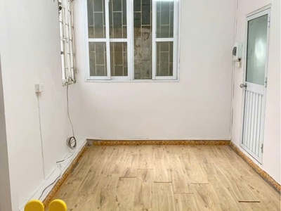 Cho thuê nhà ngõ 572 bạch đằng, 3 tầng, 30m2, 2 ngủ, 3 wc, 8 triệu, 10m ra ô tô 2