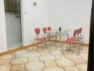 Cho thuê nhà ngõ 572 bạch đằng, 3 tầng, 30m2, 2 ngủ, 3 wc, 8 triệu, 10m ra ô tô 0