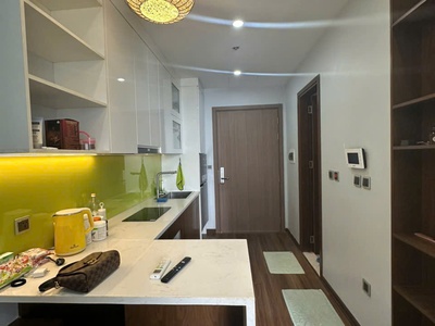 Cho thuê studio chung cư vinhomes green bay đủ đồ. view hồ thoáng mát 0
