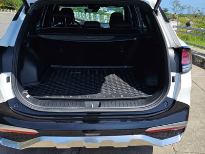 HÀNG HIẾM  Chính chủ cần bán xe KIA SPORTAGE SIGNATURE bản dầu D2.0, bản xịn nhất full Option 7