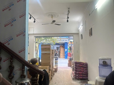 Cho thuê nhà 5 tầng,1 tum, 9 phòng ngủ, vệ sinh khép kín ,phố hoàng ngân 0