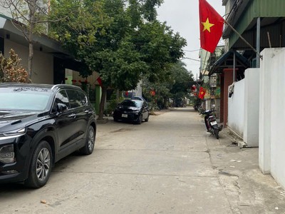 Bán đất uy nỗ, đông anh, hà nội. 102m2, mt 6,8m ô tô tránh. vị trí kinh doanh. gần nhà thi đấu đông 4