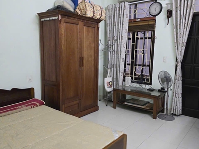 Cho thuê nhà nguyên căn ngõ Bằng Liệt- Hoàng Liệt 45m x 4T giá 10 triệu, 5PN3VS 3