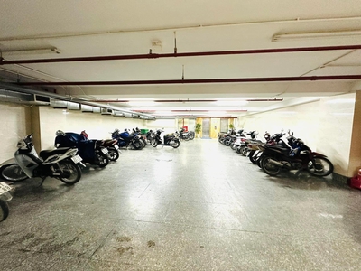 Bán tòa văn phòng thái thịnh, 134m2, 9 tầng 1 hầm, mặt tiền 7.1m, 62.5 tỷ, ô tô tránh, vỉa hè 0