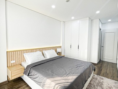 CHo thuê căn hộ 2 ngủ chung cư cao cấp Minato CT2  giá chỉ 14tr 4