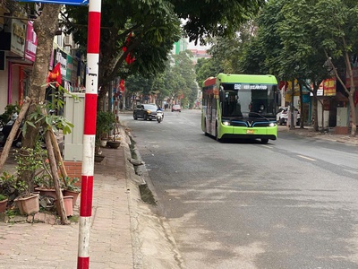 Bán đất sẵn nhà cho thuê thu nhập sẵn 35tr/tháng đường ngô xuân quảng 3