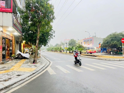 Bán đất ngã 4 Phạm Văn Đồng và Thanh Bình, ph Thanh Bình, TP HD, 102m2, mt 6m, KD đắc địa 1