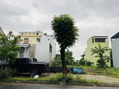 Bán đất thổ cư 200 m2 đường Hoàng Đình Ái, Hòa Xuân , đà nẵng , đường 7m5 m, song song với đường lớn 0