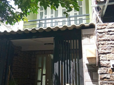 Bán gấp nhà 3 mặt hẻm Lạc Long Quân, P.5, Q.11. 5