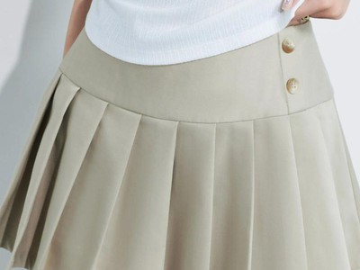 Váy Xếp Ly Biểu Tượng Thời Trang Thanh Lịch Dành Cho Mọi Cô Gái 1