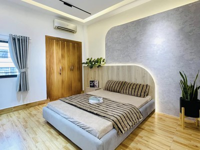 Nhà 3 lầu phạm văn chiêu, p14 dt: 224m2 hxh 3