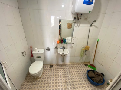 Cho thuê phòng khép kín trong căn hộ CHUNG CƯ 3 phòng ngủ. 4