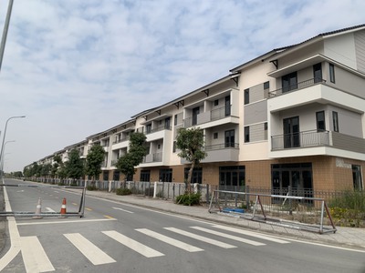 Chỉ với 2,1 tỷ sở hữu căn shophouse 120m2 cách Long Biên 6km, miễn lãi suất 12th 1