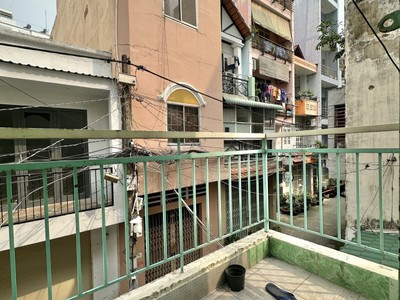 Bán nhà nát hẻm 606 đường 3/2 Q.10 ngang 4m x 12,5m hẻm trước nhà 6m giá 8,5 tỉ thương lượng nhiều 3