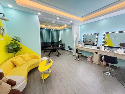 Cho thuê nhà măt tiền 21 Cao Thắng, Phường 2, Quận 3. Trệt Lửng, 3 lầu, ngang 5m chỉ 130tr 4