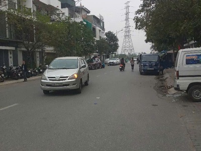 Bán nhà ao sào thịnh liệt 5 tầng vỉa hè ô tô dừng đỗ kinh doanh hoàng mai 3
