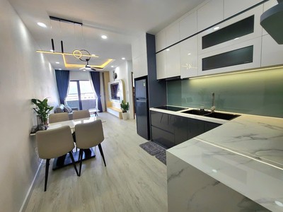 Chính chủ bán căn hộ view biển và 1