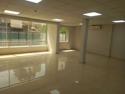 Cho thuê nhà 2B-2C Hồ Xuân Hương, Phường Võ Thị Sáu, Quận 3. 7 Tầng, DT 8x15 chỉ 170tr 0