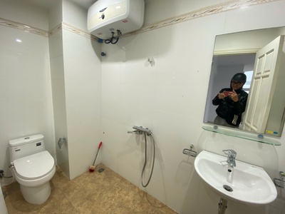 N2906. C.H.O T.H.U.Ê N.H.À nguyên căn ngay gần Vườn Hoa trung tâm 2