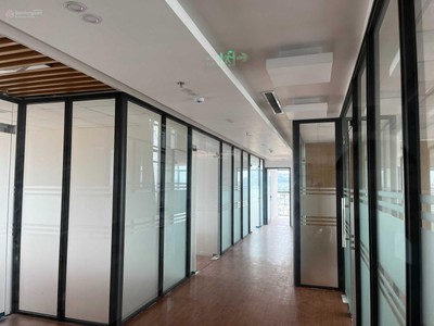 Meet coworking space - ngay quốc lộ 1a, tòa nhà đối diện ga phủ lý, đường lê hoàn, phường hai bà 3