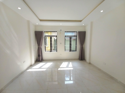 Tòa nhà văn phòng, thang máy hộ gia đình khép kín Xuân Đỉnh 80m2x6T giá từ 6 - 8 tr 0