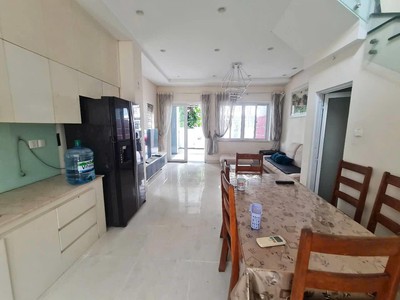 Nhà kdc mega village, khang điền, cho thuê 13tr. tháng, diện tích 75m2, 3 tầng, 3 phòng ngủ 1
