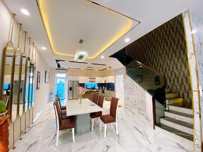 Đừng bỏ lỡ: biệt thự 3 tầng hiện đại, hồ bơi, vị trí vàng phạm văn đồng - giá hời 14 tỷ 2