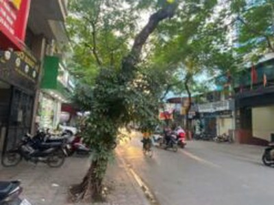 Bán nhà mặt ngõ khương trung 5 tầng muốn giao dịch luôn 3