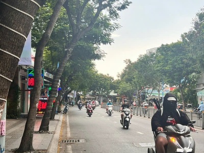 Bán nhà mặt tiền đường kênh tân hóa - huỳnh thiện lộc, 1100m2  13/35 x47m , 136 tỷ. 0