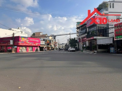 Bán nhà mặt tiền kinh doanh gần coppmax Biên Hòa 120m2 chỉ 9 tỷ. 0