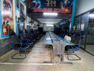 Em chính chủ cho thuê nhà kinh doanh 3 tầng gần chợ ở cẩm thành, cẩm phả, quảng ninh 0