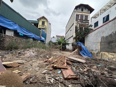 Đất xây kinh doanh - văn phòng   chung cư mini đường lớn vỉa hè long biên 0