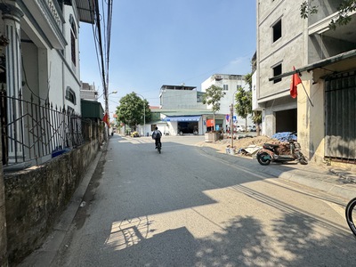 Đất xây kinh doanh - chung cư mini   đường rộng ô tô đỗ tránh long biên 1
