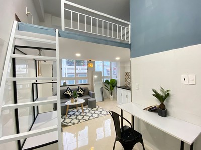 Căn hộ full nội thất cao cấp, thoáng, thuận tiện di chuyển, an ninh tốt, ra vào vân tay, giờ giấc 0