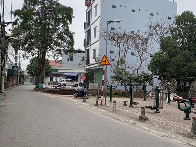 Đất xây kinh doanh - chung cư mini   đường rộng ô tô đỗ tránh long biên 0