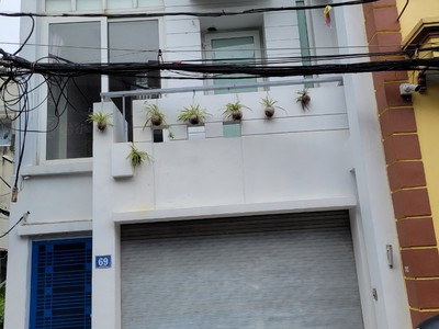 Bán lại nhà 5 tầng đang ở tại số nhà 51 ngõ 46 Vũ Xuân Thiều , 40M2 MT 4,0m ngõ ô tô tránh , phân lô 0