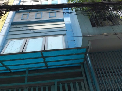 Cần bán nhà tại  404/54 nguyen dinh chieu, f4, q3, hxh, 3 x 10m, 1 trệt   4 lầu, nó hậu, 3 wc, 3 0