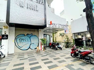 Cho thuê nhà 67 Nguyễn Trãi, Phường Bến Thành, Quận 1. Hầm, 7 tầng, DT 500m2 chỉ 150tr 1