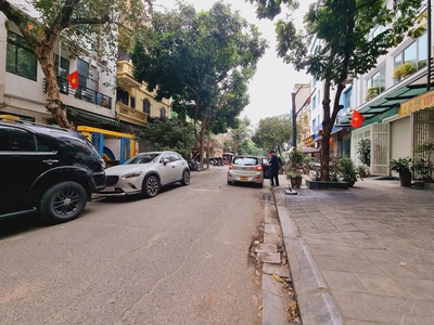 Phân lô Nguyễn Khang Cầu Giấy 73m2 7 tầng thang máy giá nhỉnh 27 tỷ 1